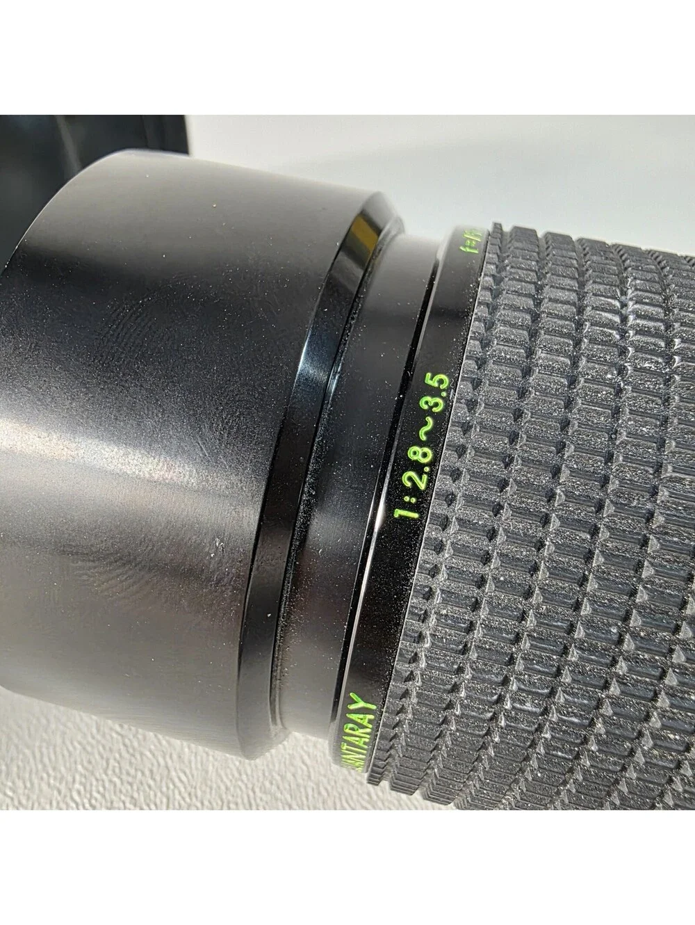 Quantaray 75-200mm /f2.8-3.5 Macro Zoom Lens for Canon W/Case No Caps